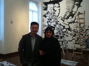artista Wang Cheg Yun e curadora Tereza Arruda 